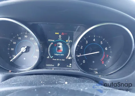 2017 Jaguar Xe 25T z USA, uszkodzony, nr VIN SAJAR4BGXHA975902